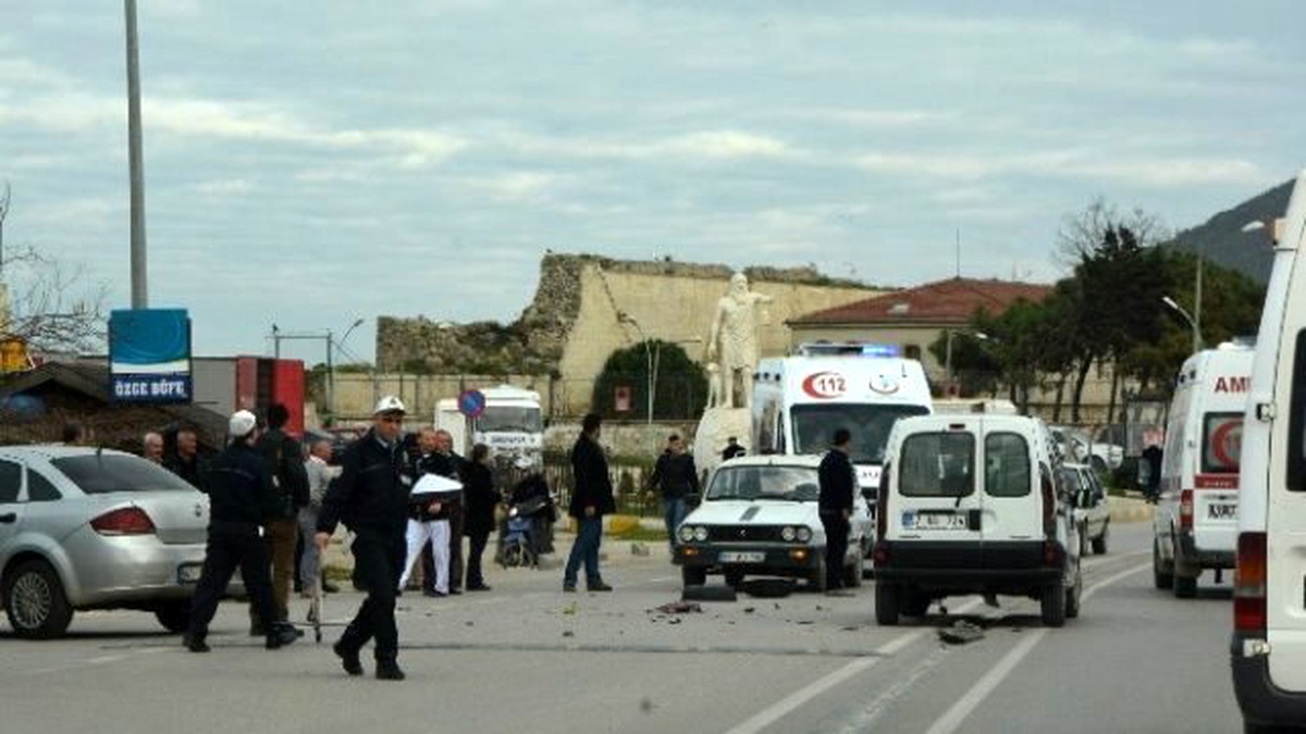 Sinop\'ta Trafik Kazası: 2 Yaralı