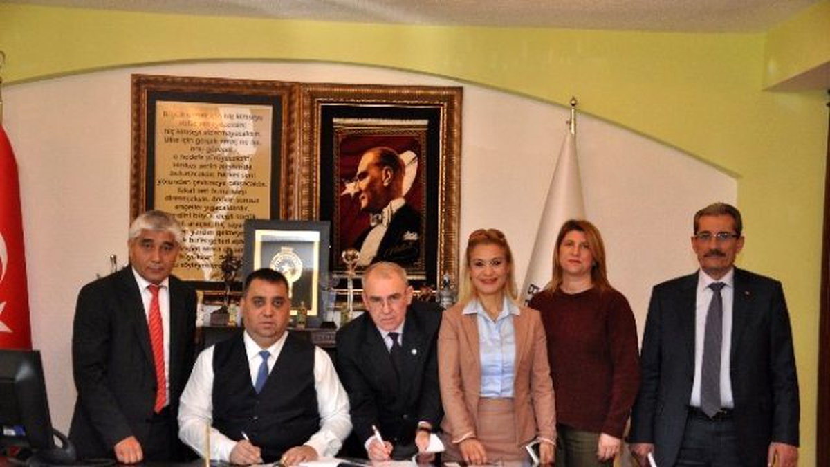 Tarsus Belediyesi\'nde Toplu Sözleşme İmzalandı