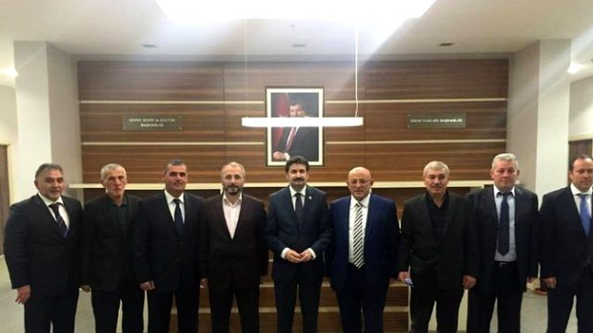 Üstün, Eski Başkanlarla Bir Araya Geldi