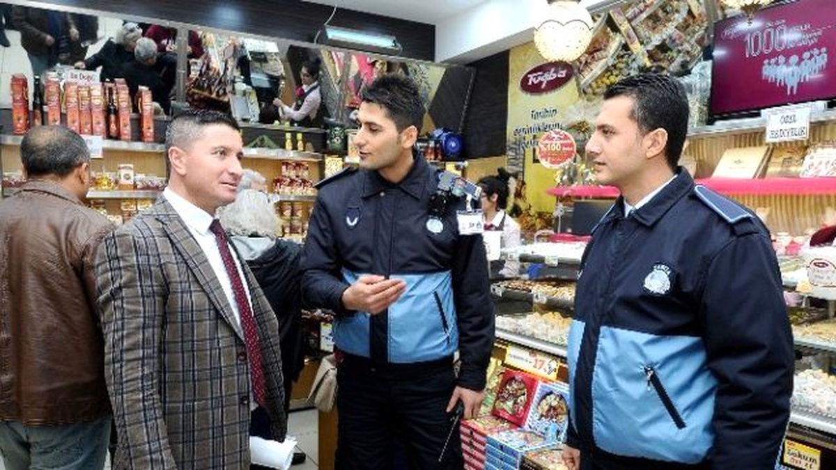 Zabıta Denetimlerine Yaka Kameralarıyla Kayıt