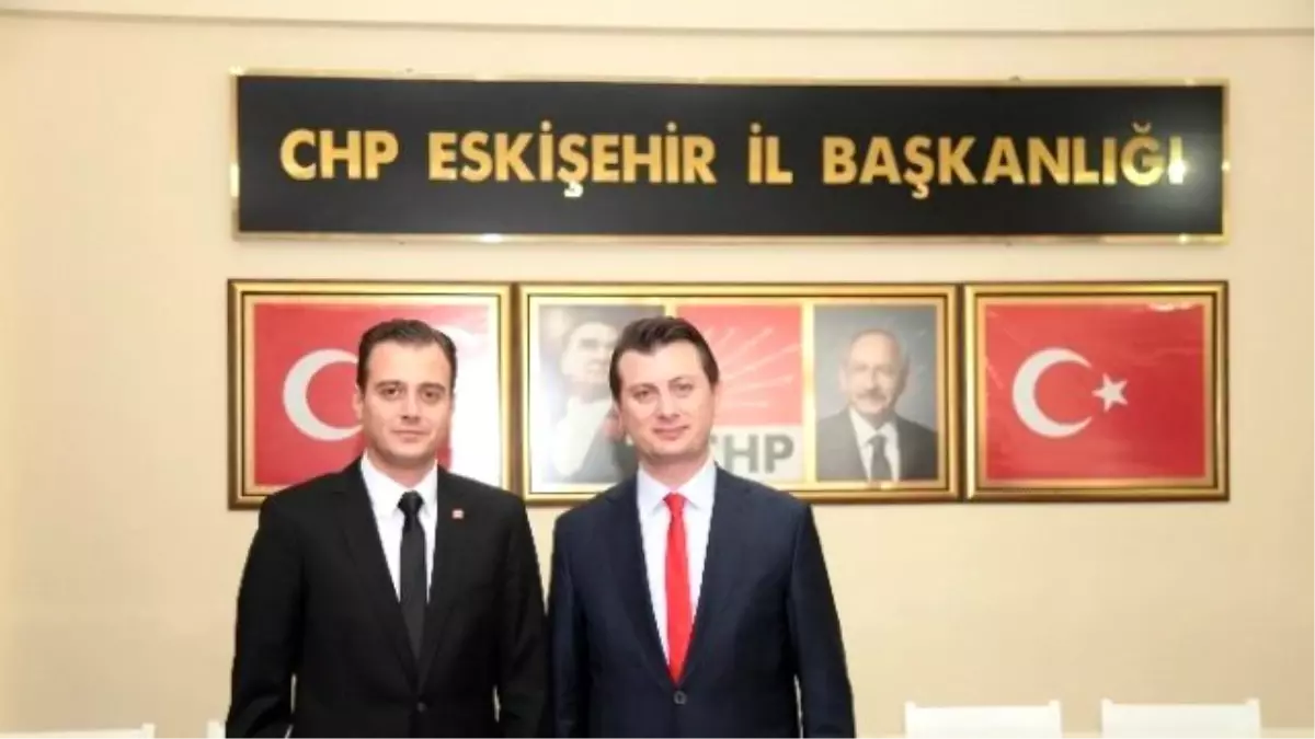 AK Parti\'den ve CHP\'nin Yeni İlçe Başkanına Hayırlı Olsun Ziyareti