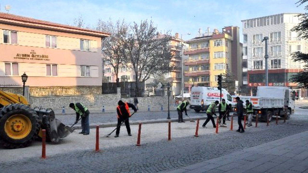 Akşehir Belediyesi\'nden Dolgu Çalışması