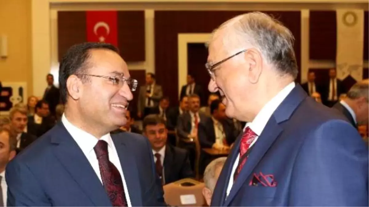 Bekir Bozdağ: Hukuka Bağlı Olmayan Vicdan Bağımsız Olamaz