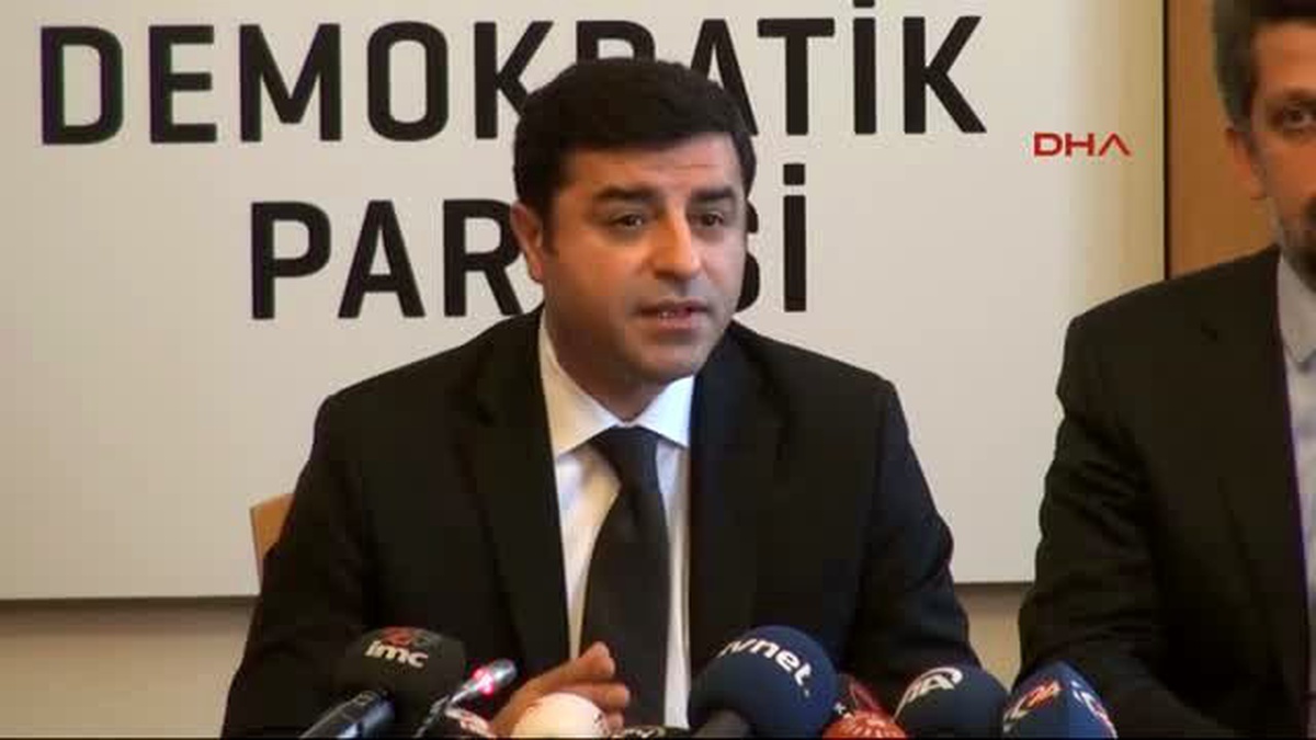 Demirtaş: Lavrov Dışişleri Bakanı\'na Telefon Açsa Görüşmeye Gitmeyecekler mi