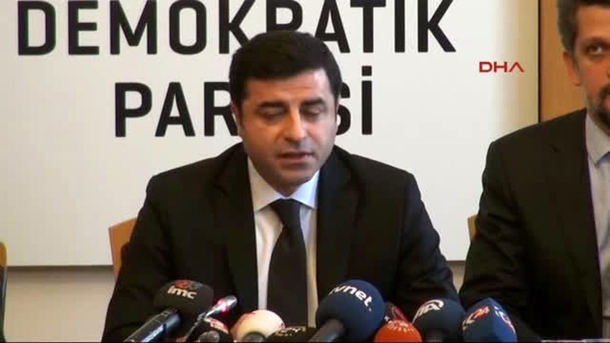 Demirtaş Lavrov, Türk Dışişleri Bakanı\'na \'Görüşelim\' Dese Gitmeyecekler Mi