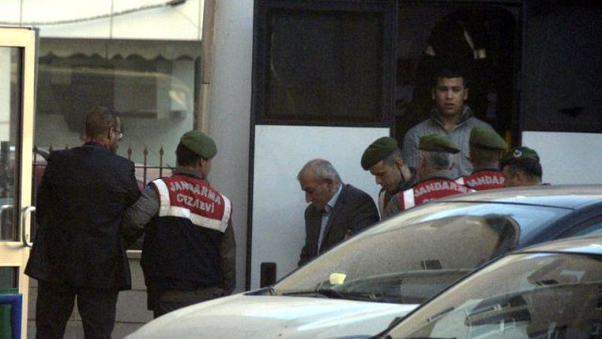 Eşini Öldürüp, Cesedini 2 Yıl Saklayan Sanığa 18 Yıl Hapis