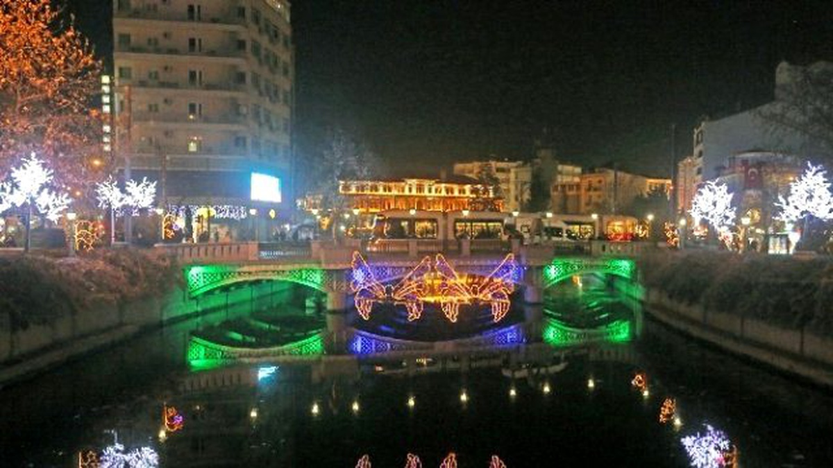 Eskişehir Yeni Yıla Işıl Işıl Giriyor