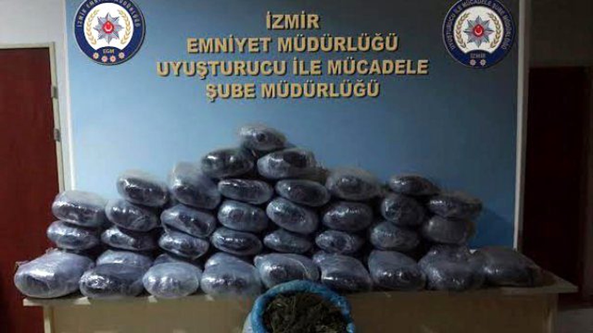 İzmir Polisi Uyuşturucu Tacirlerine Göz Açtırmadı