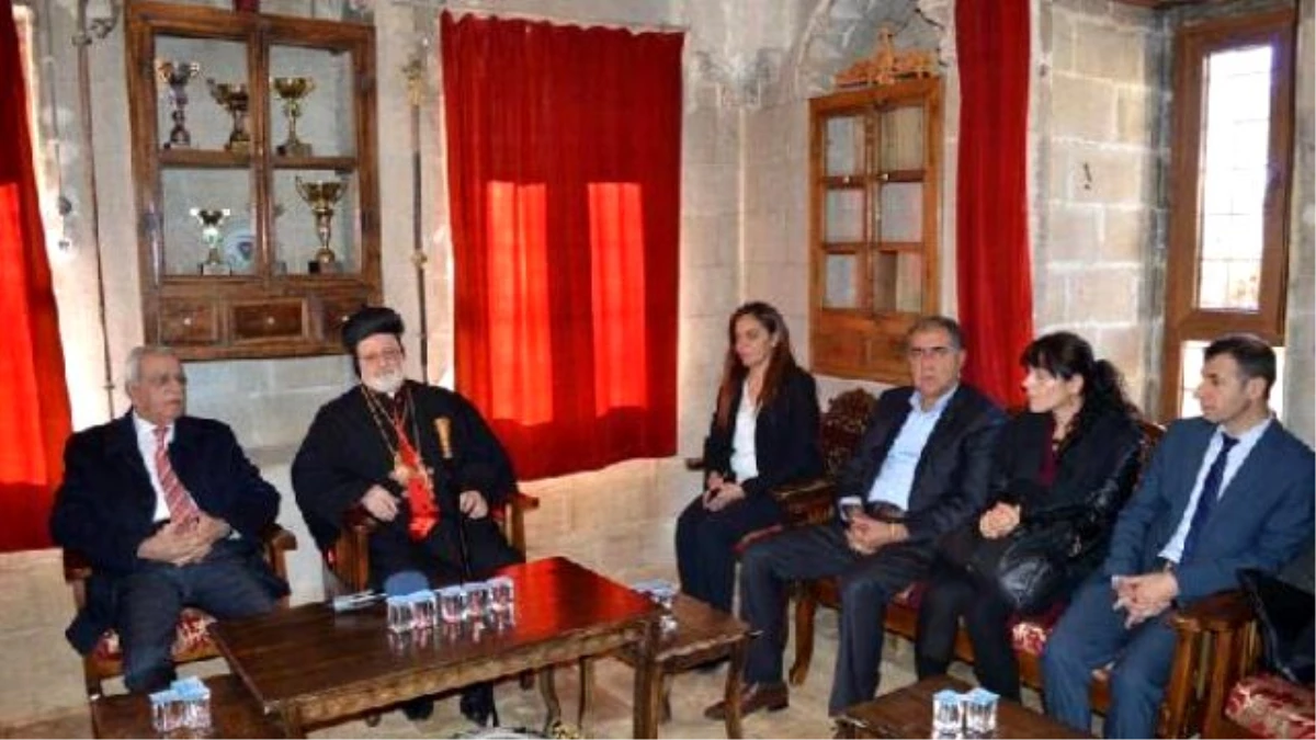 Mardin\'deki Noel Kutlamasında Çatışmaların Son Bulması İçin Dua Edildi