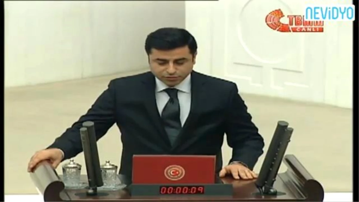 Selahattin Demirtaş Milletvekili Yemini Etti