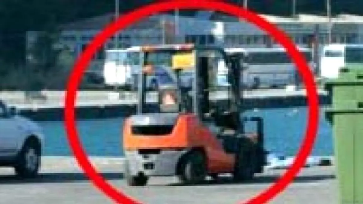 Umut Yolculuğunda Forklift Çarpan Afgan Kızı Öldü