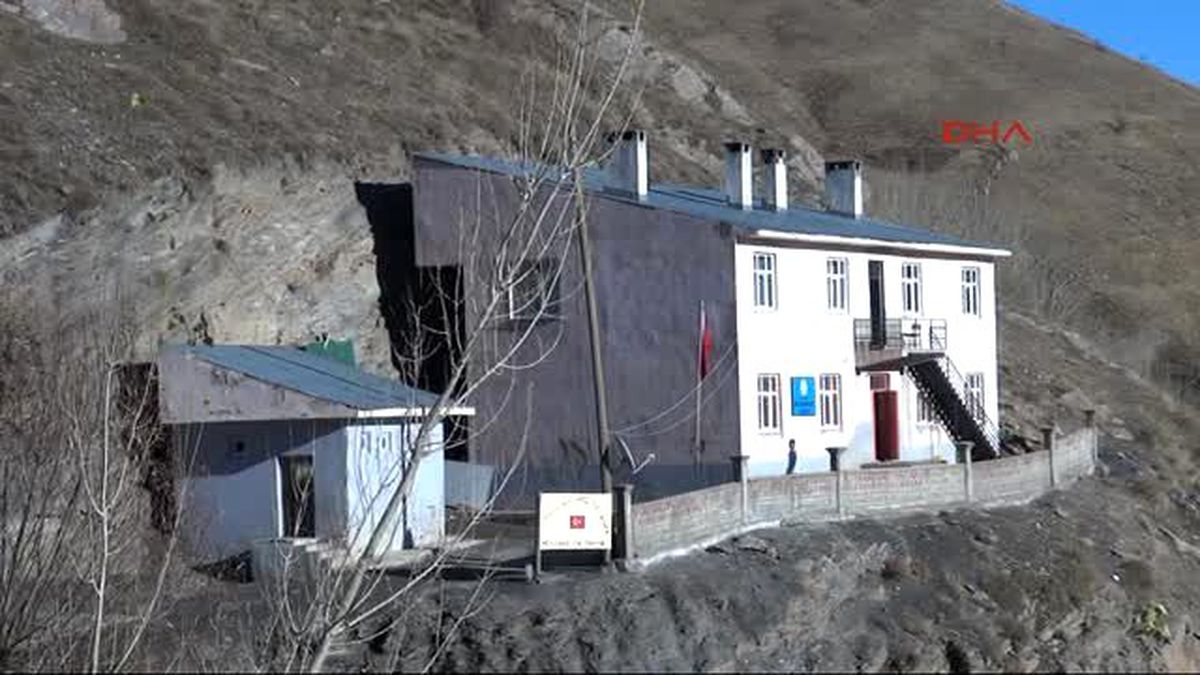 Van Sevcan Öğretmen Gönülleri Birleştirdi