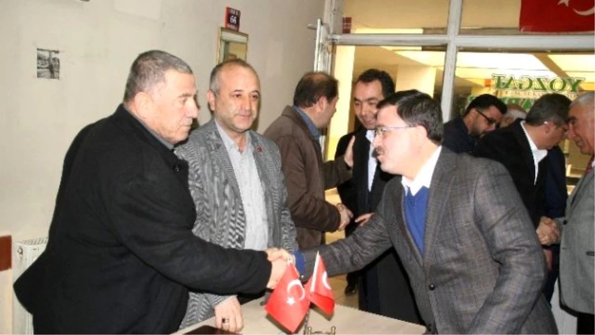AK Parti Yozgat Milletvekili Yusuf Başer\'den Muhtarlar Derneğine Ziyaret