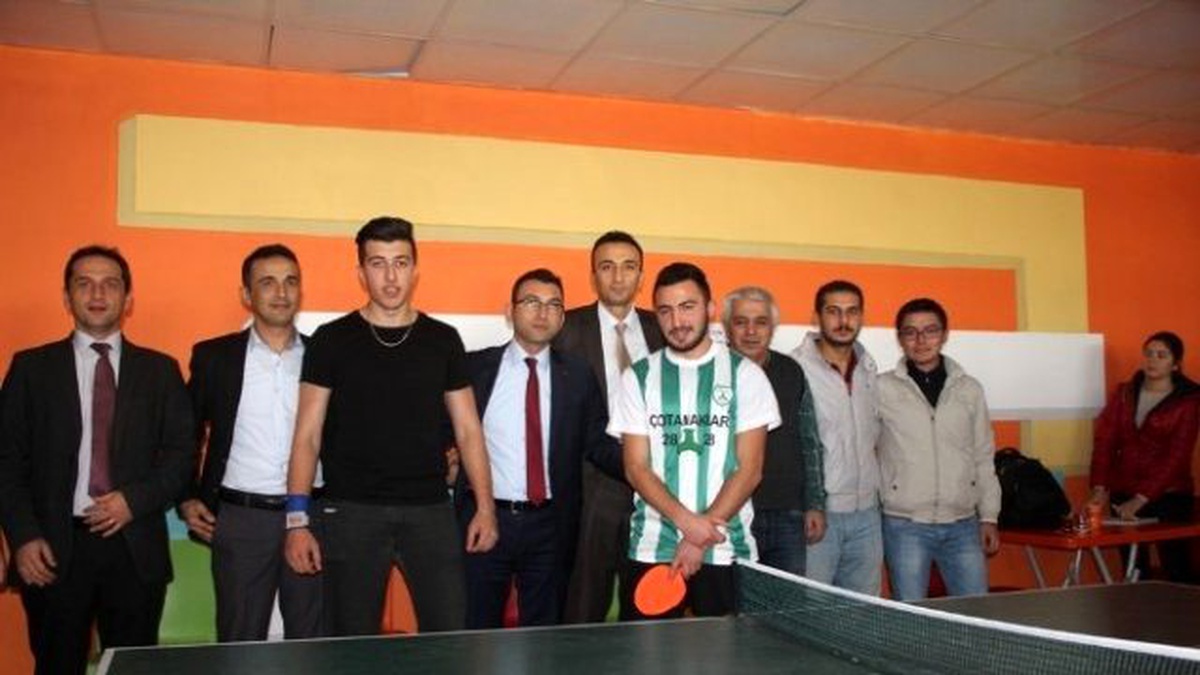 Burhaniye Uygulamalı Bilimlerde Masa Tenisi