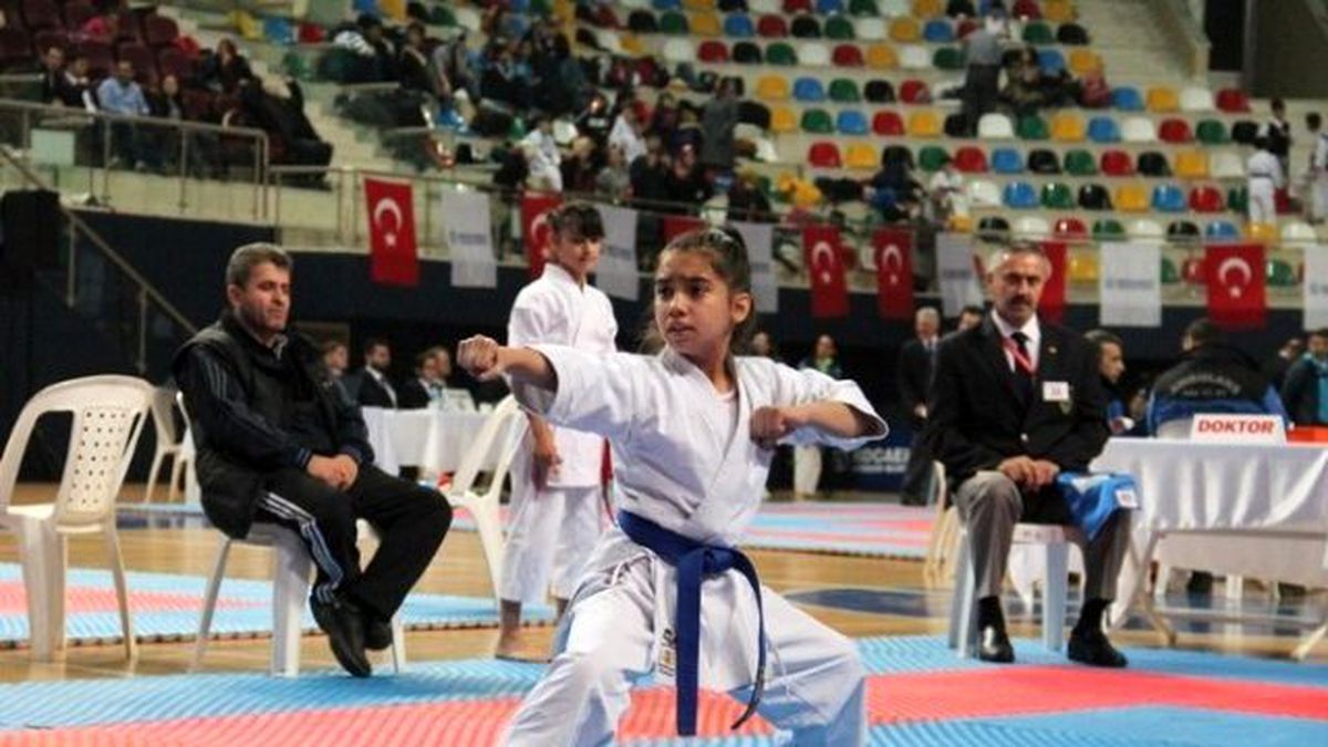Büyükşehir Karate Ligi Üçüncü Etabı Başladı