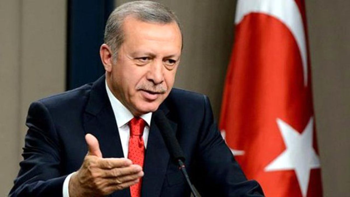 Cumhurbaşkanı Erdoğan'ın Oyu Milli Takım'a