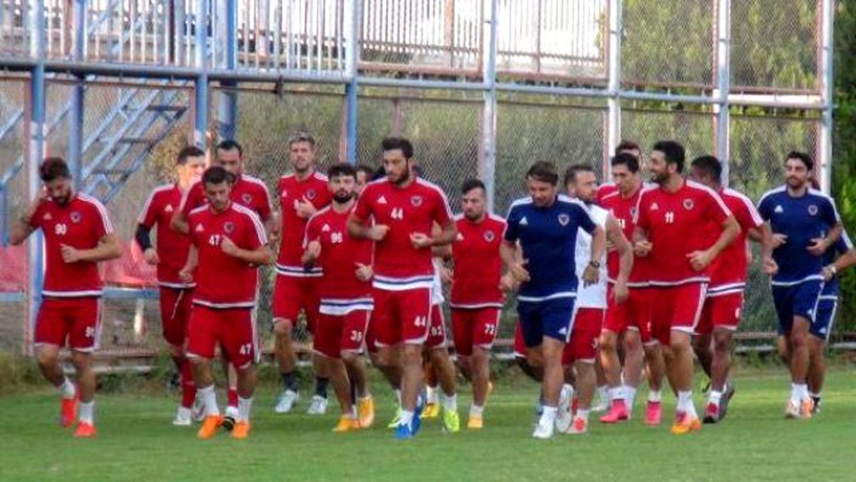 Mersin İdmanyurdu Futbolcuları, Bursaspor Maçına Gitmeme Kararı Aldı