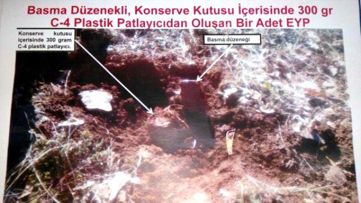 Tunceli\'de PKK\'nın Patlayıcıları Ele Geçirildi