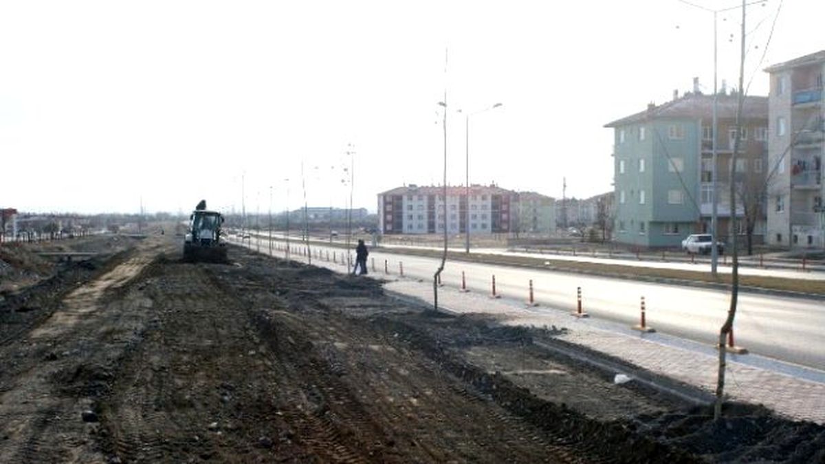Yeşil Alan Çalışmaları Devam Ediyor