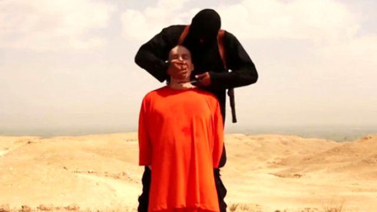 Afganistan'da İnfaz! Bu Kez IŞİD'lilerin Başını Kestiler