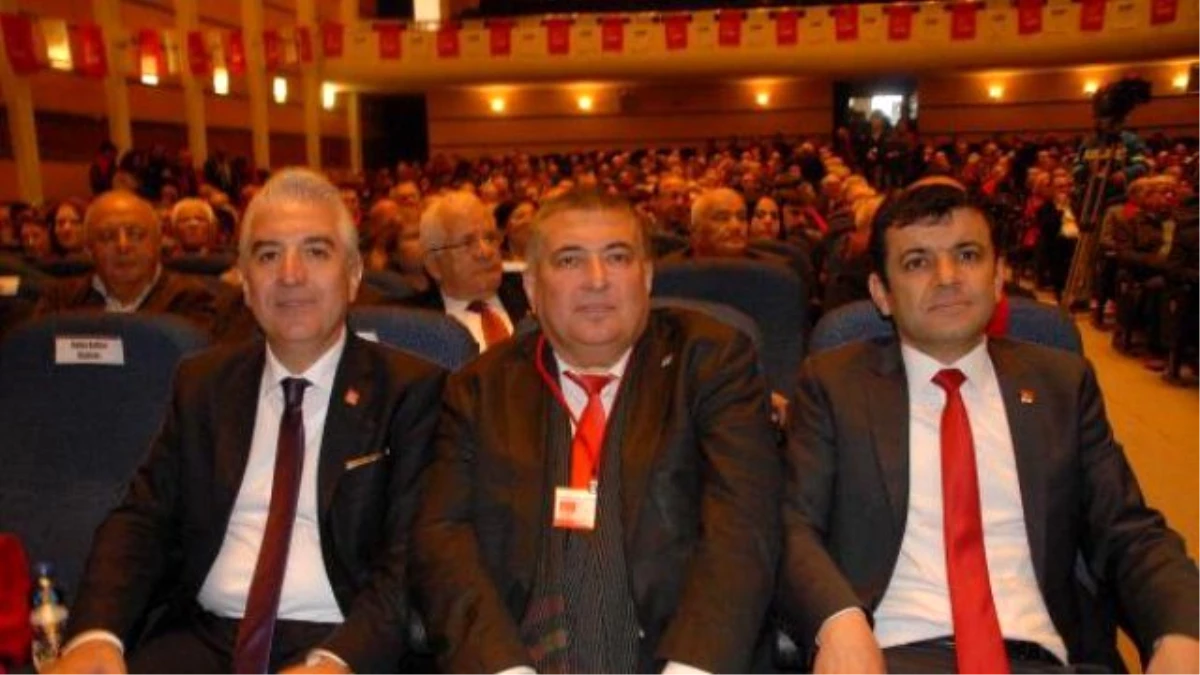 Denizli CHP\'de Yeni Başkan Teoman Sancar