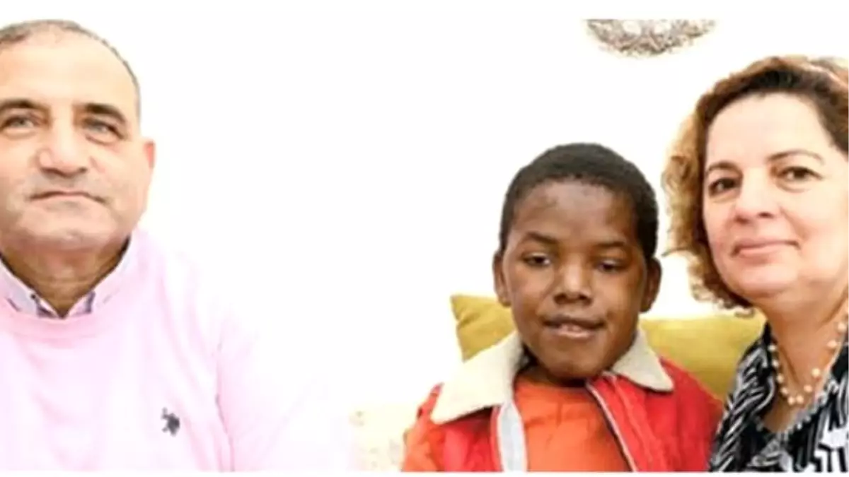 Emekli Albay ve Eşi 5 Yıldır Gineli Nörolojik Hastaya Bakıyor