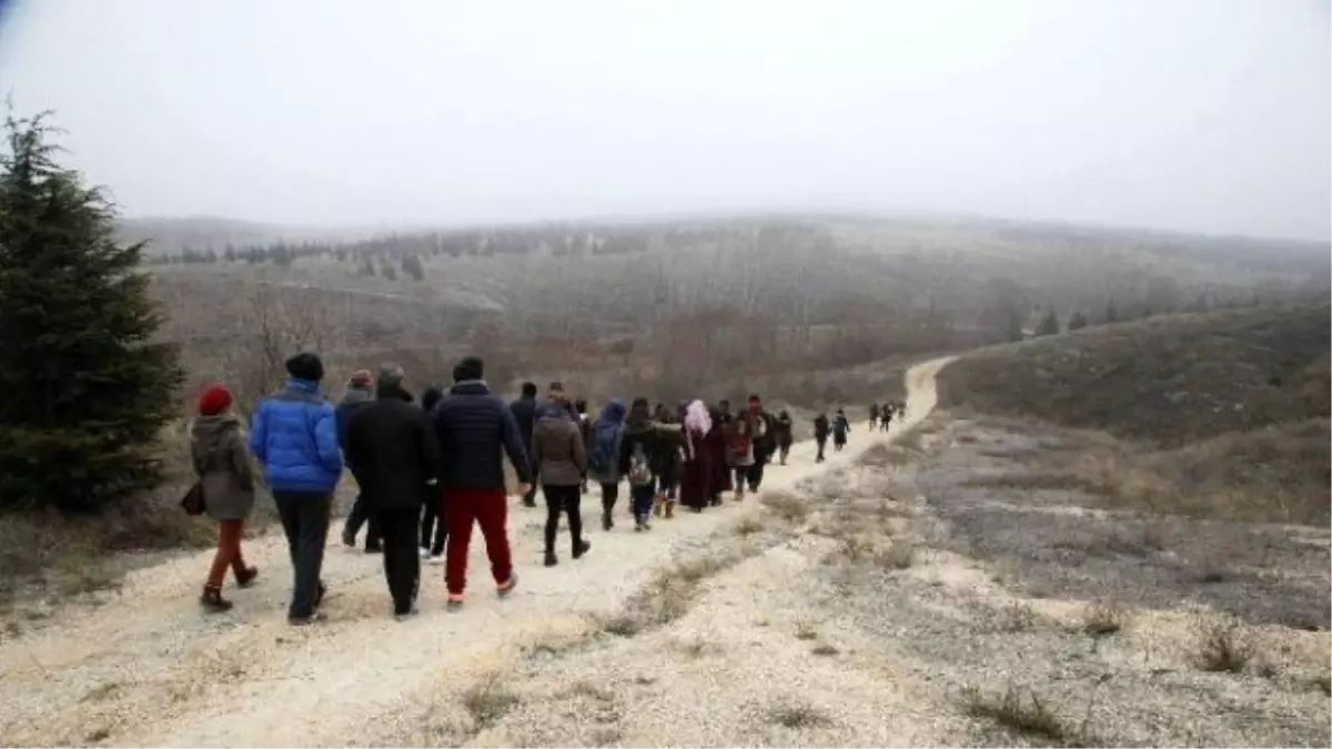 Eskişehirli Vatandaşlar ve Öğrenciler Doğa Yürüyüşünde Buluştu