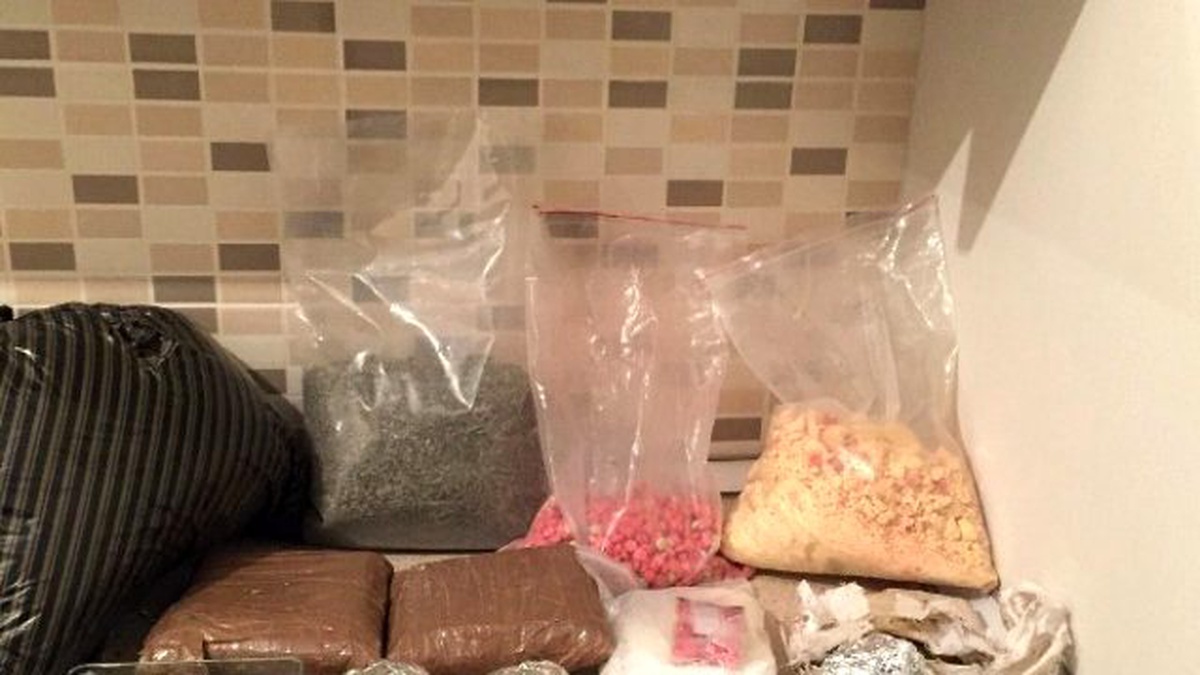 İstanbul\'da Uyuşturucu Operasyonu: 16 Gözaltı