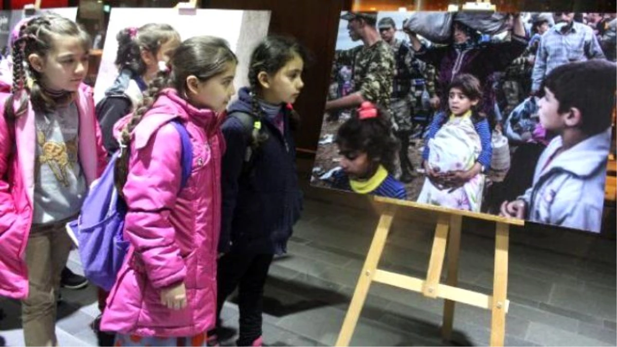 Mehmet Akif\'i Anma Etkinliğinde Suriyeli Çocukların Duygusal Anları...