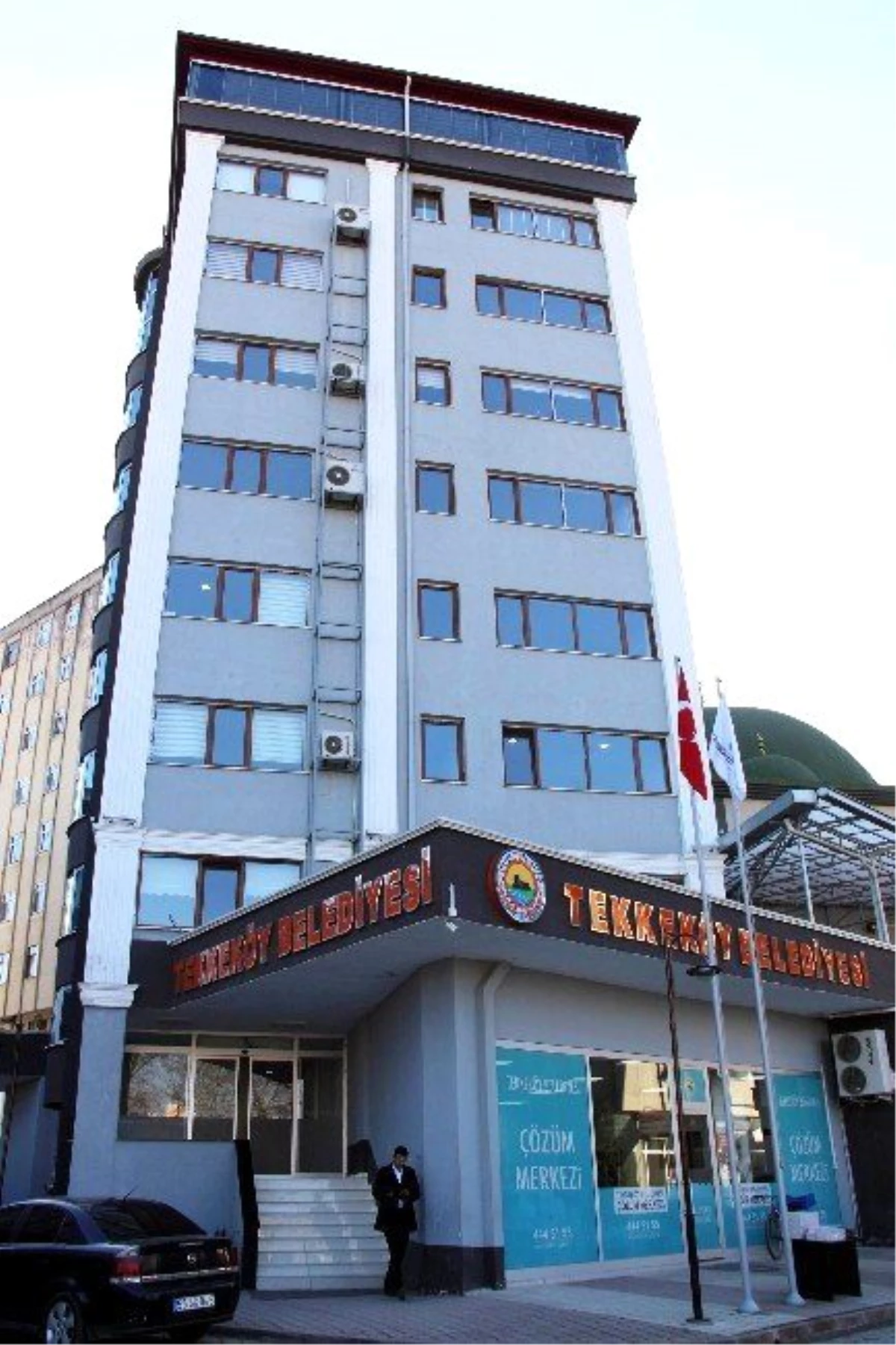 Tekkeköy Belediye Binası Öğrenci Yurdu Oluyor