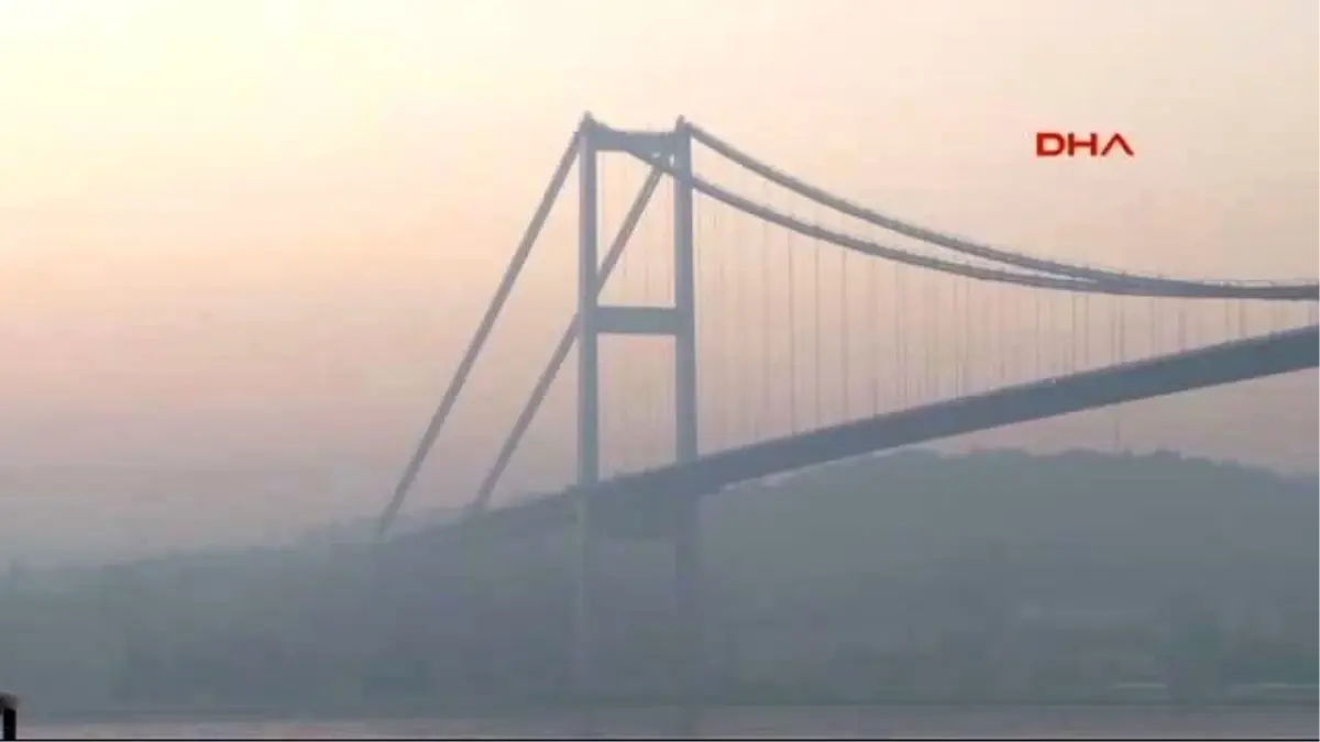 Yoğun Sis Nedeniyle İstanbul Boğazı Gemi Trafiğine Kapandı