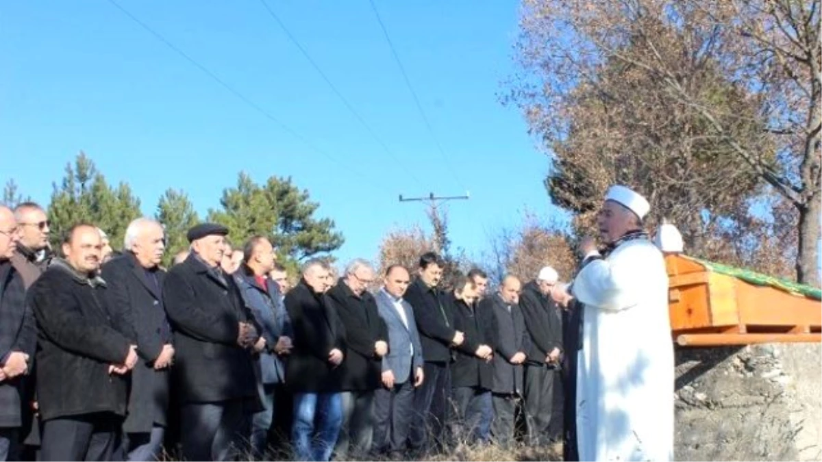 AK Parti Kastamonu Milletvekili Çelik\'in Baba Acısı