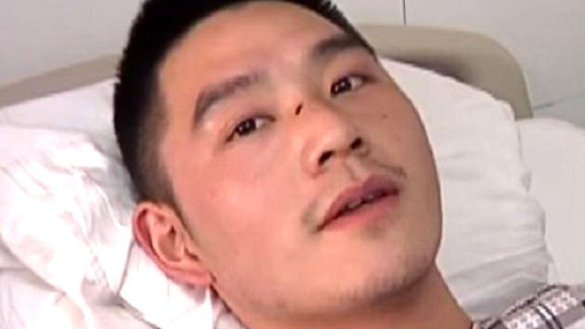 Cesur Adam, 11. Kattan Aşağı Düşen Kadını Kurtarmaya Çalıştı