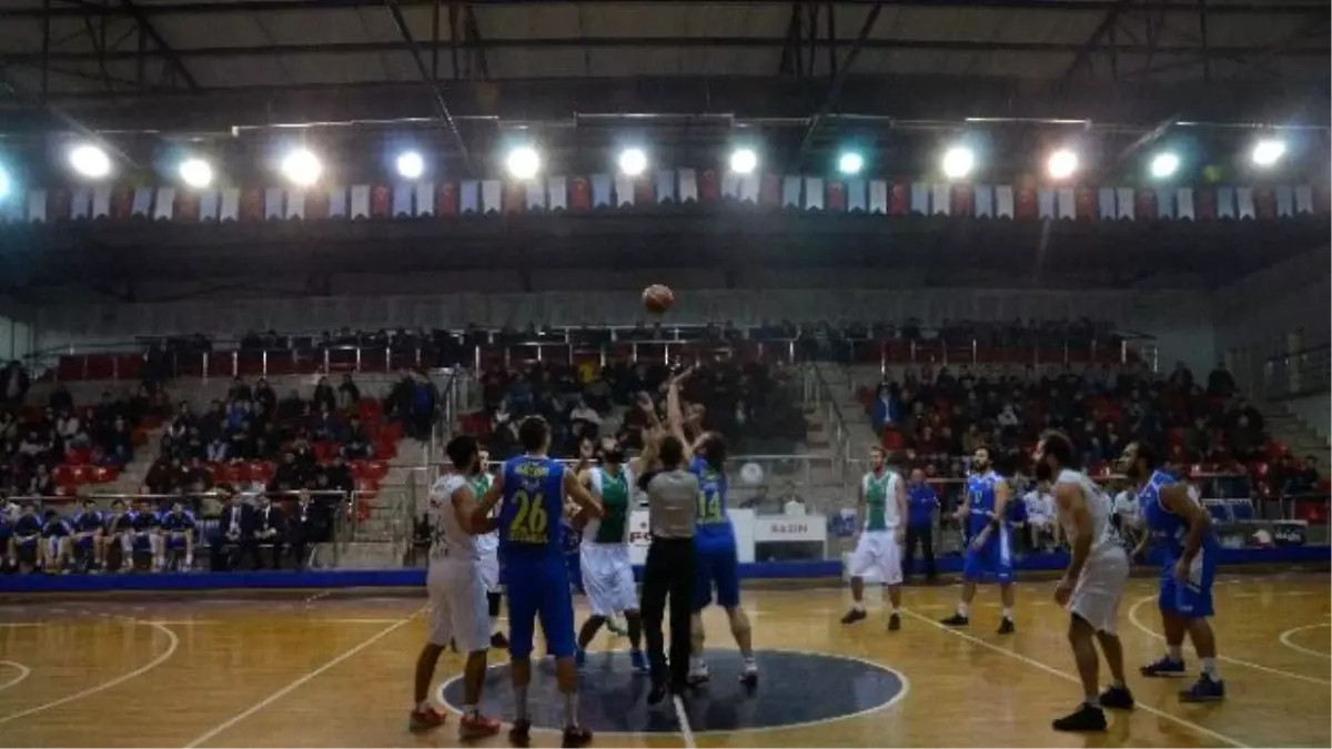 Düzce Belediyespor Basketbolda İlk 6 İçinde