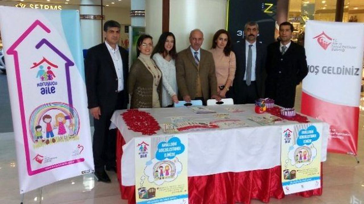 Elazığ\'da Koruyucu Aile Bilgilendirmesi Yapıldı