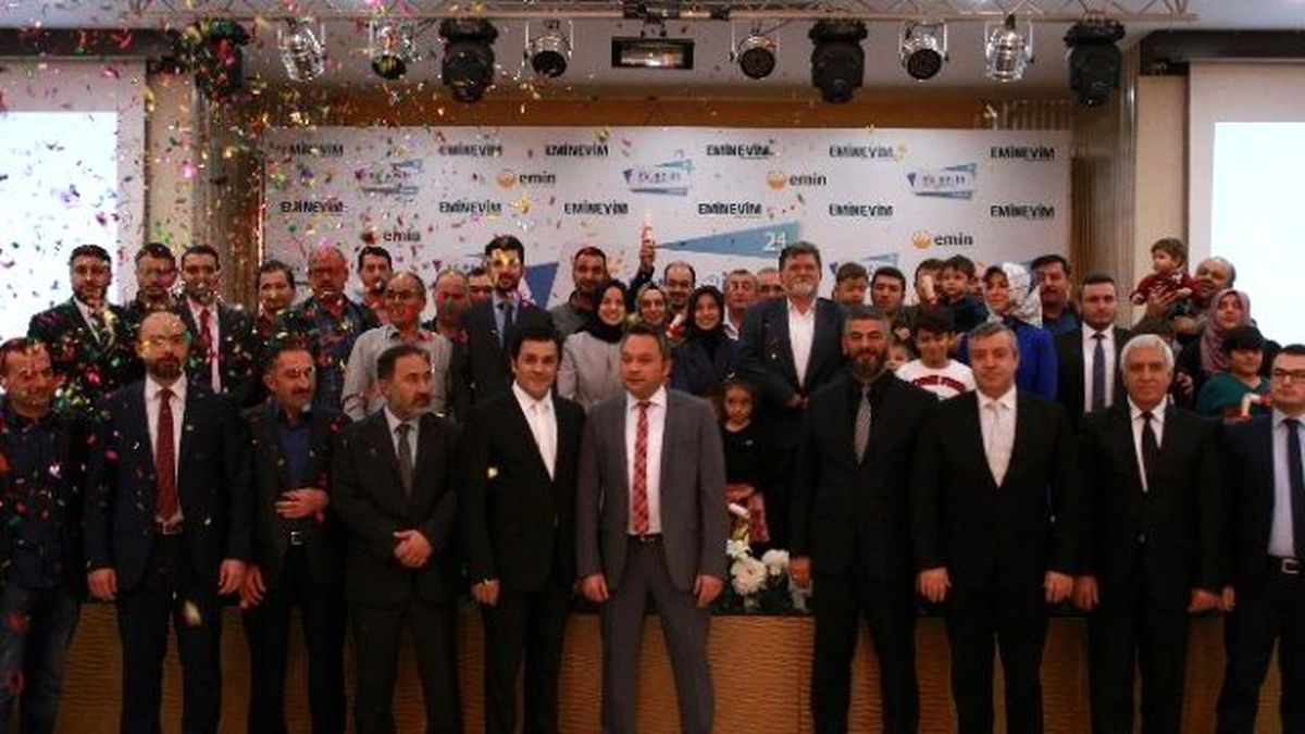 Eminevim Balıkesir\'de Tapuları Teslim Etti