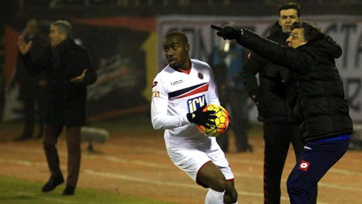Eskişehirspor Gençlerbirlği'ni 2-0 Yendi