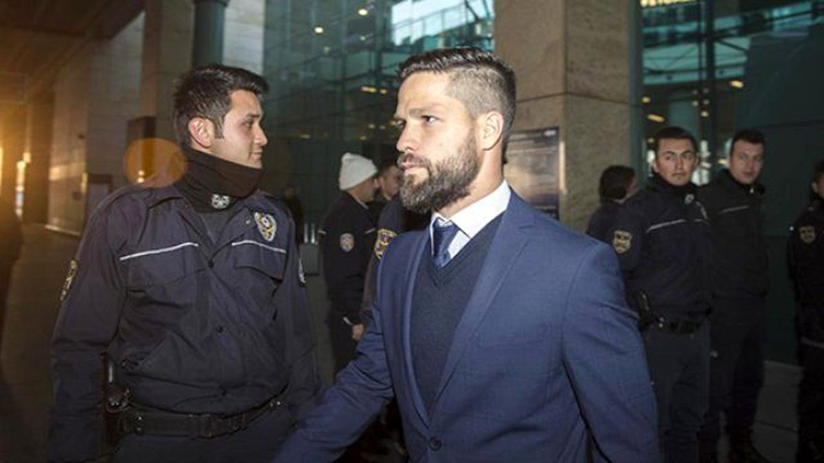 Fenerbahçe'de Diego Ribas Sakatlandı