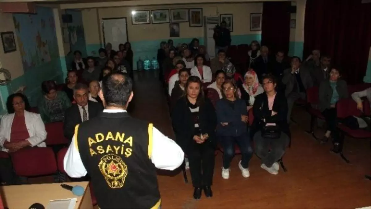 Gerçek Polisten Velilere "Sahte Polis" Eğitimi