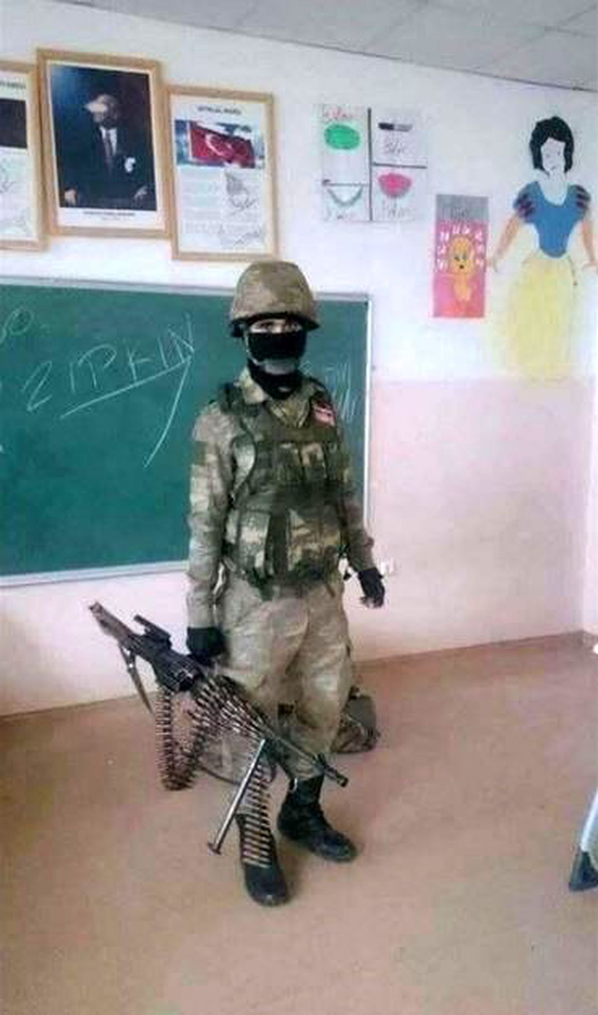 Türk Ordusunun Kadın Subayları PKK'lılarla Çatışmaya Giriyor