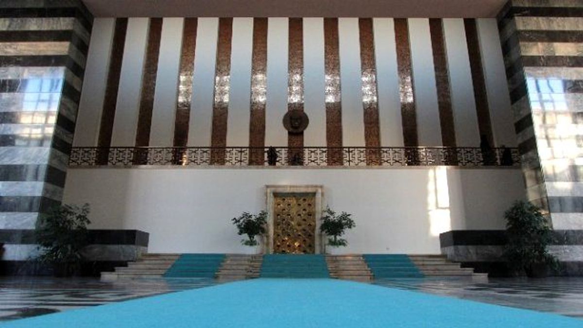 TBMM'de Kırmızı Halı Dönemi Sona Eriyor