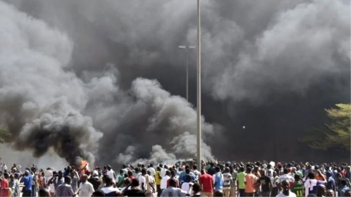 Nijerya\'da Bombalı Saldırı: 30 Ölü, 91 Yaralı