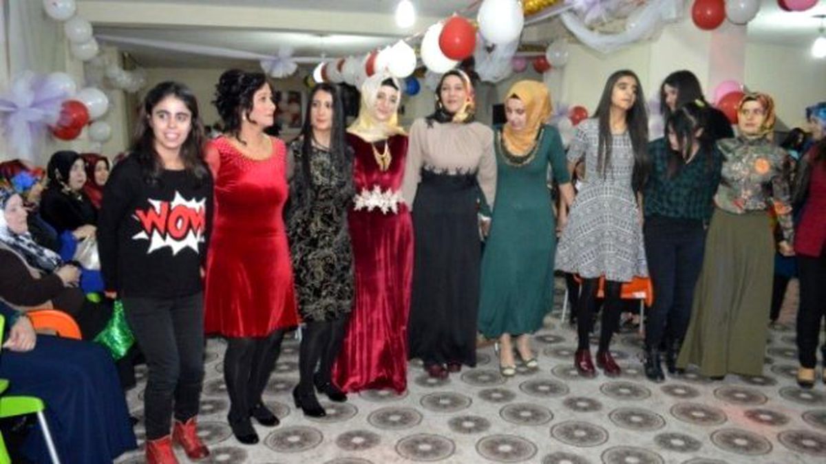 Van\'da \'Yılın Anneleri\' Seçildi