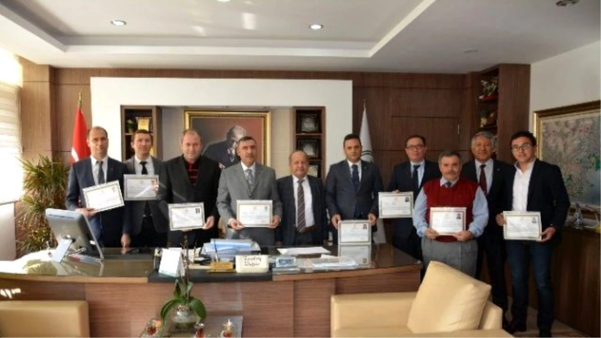 Antalya Valisi Türker\'den, DSİ\'ye Başarı Belgesi