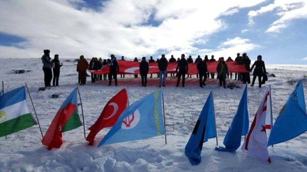 Arü Tarih Topluluğu "Sarıkamış Şehîdlerine Saygı Yürüyüşü" Düzenledi