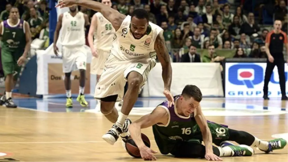 Darüşşafaka Doğuş, Unicaja Malaga\'ya 70-62 Yenildi