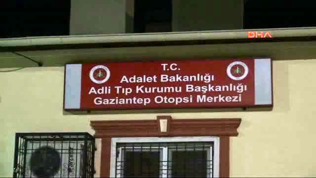 Gaziantep Tartıştığı Arkadaşını Otomobilinde Öldürdü