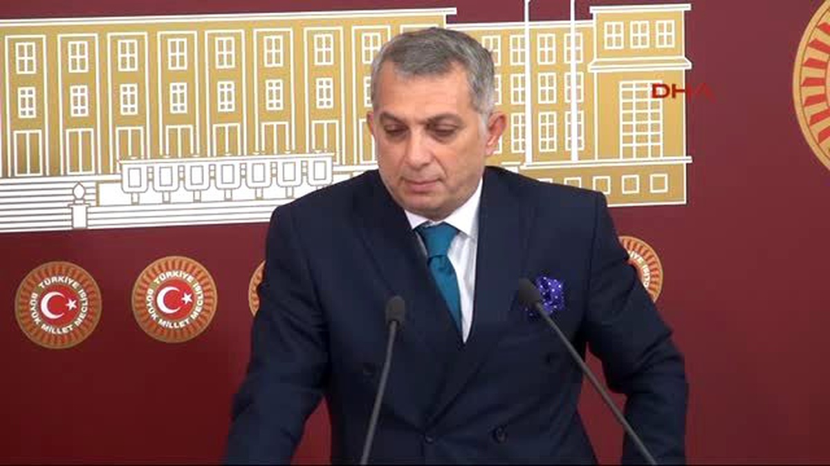 Metin Külünk : Yüzyıl Önce Ermeni Çeteleri, Yüzyıl Sonra PKK Çeteleri Camileri, Okulları Yakıyor 1-