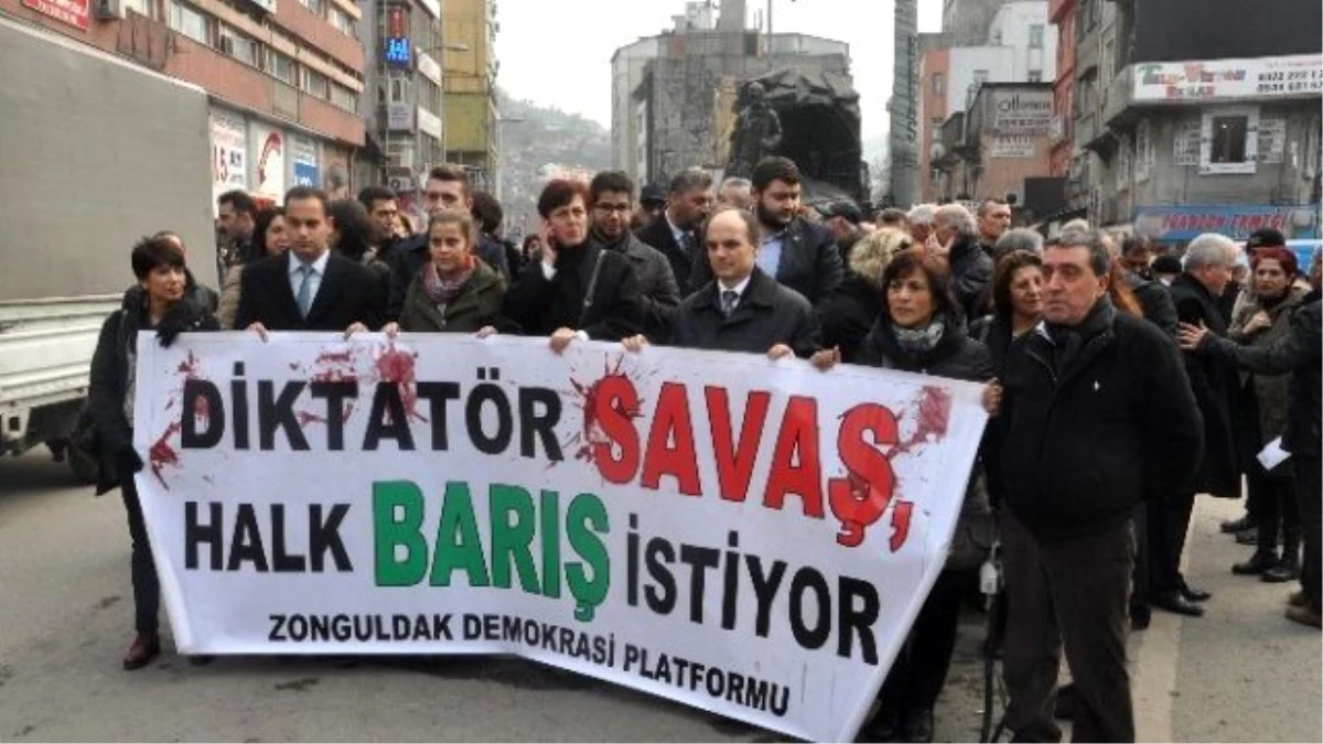 Zonguldak Demokrasi Platformu\'ndan "Savaşa Hayır" Eylemi