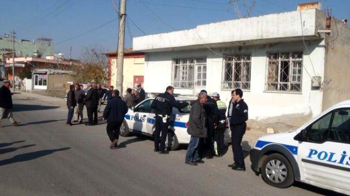 Adıyaman\'da Otomobilin Çarptığı Motosikletli Yaralandı